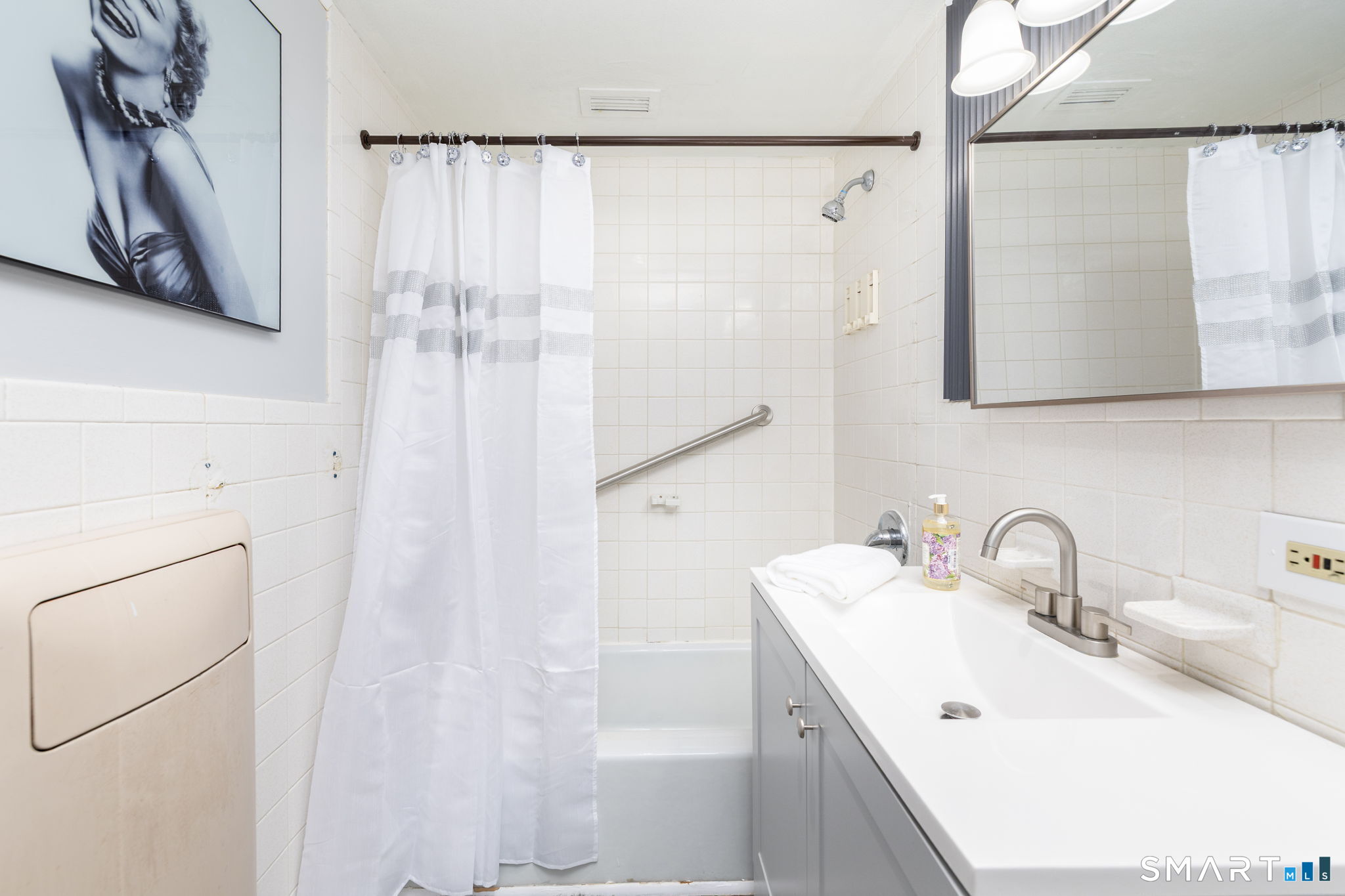 30 Woodland Street Hartford CT 06105