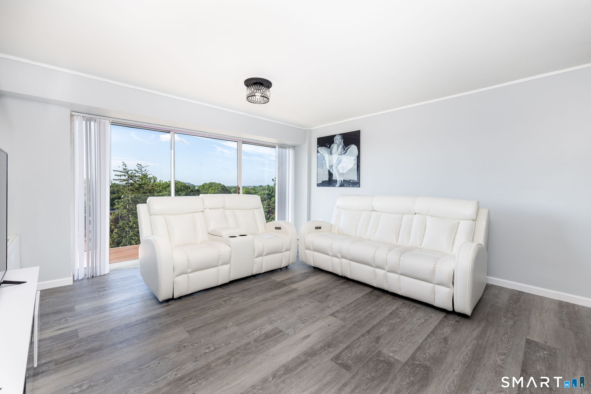 30 Woodland Street Hartford CT 06105