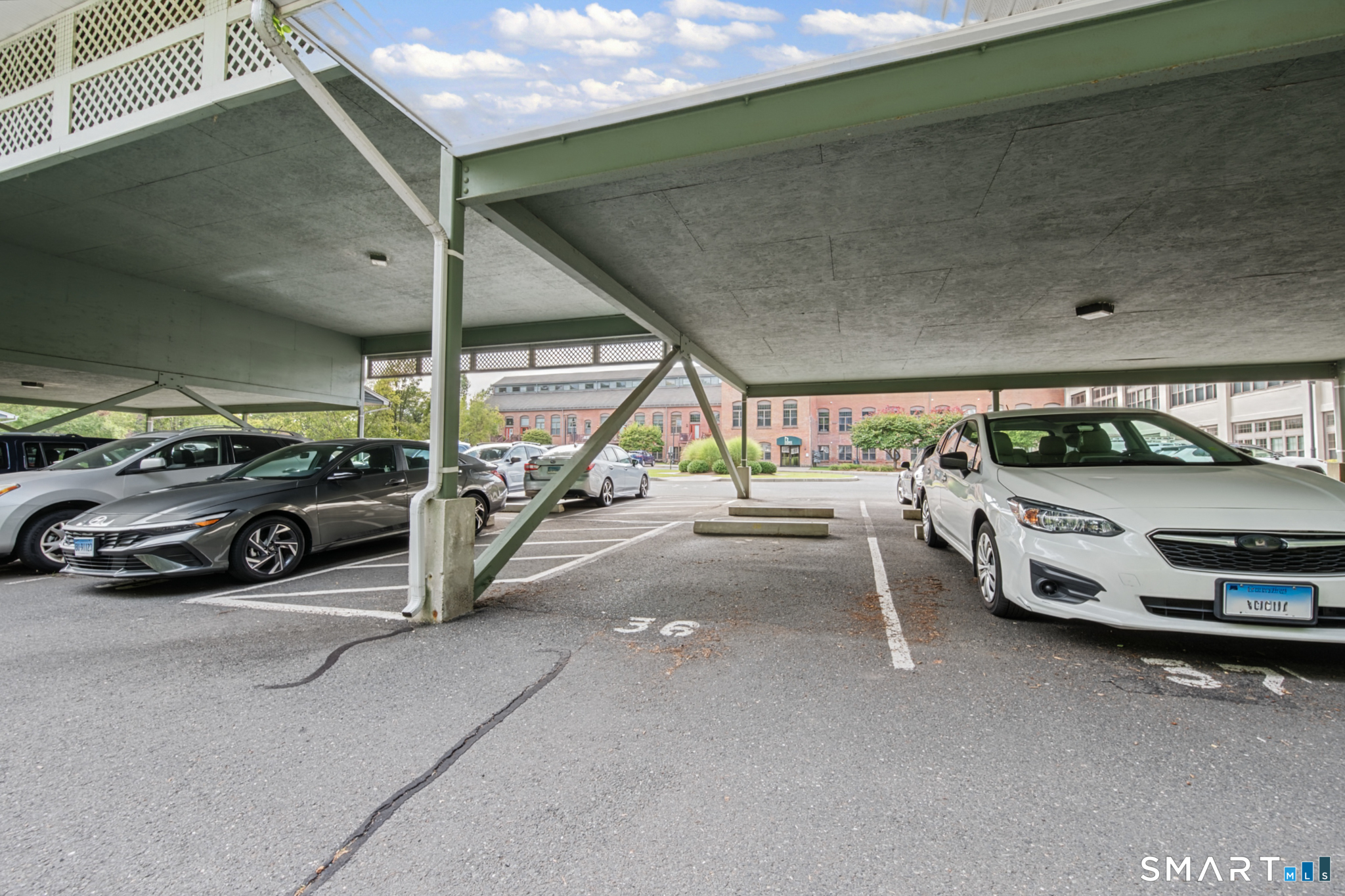 33 Mechanic Street Windsor CT 06095