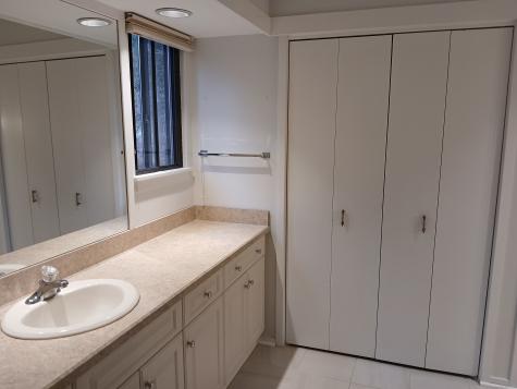 500 Heritage Village Southbury CT 06488