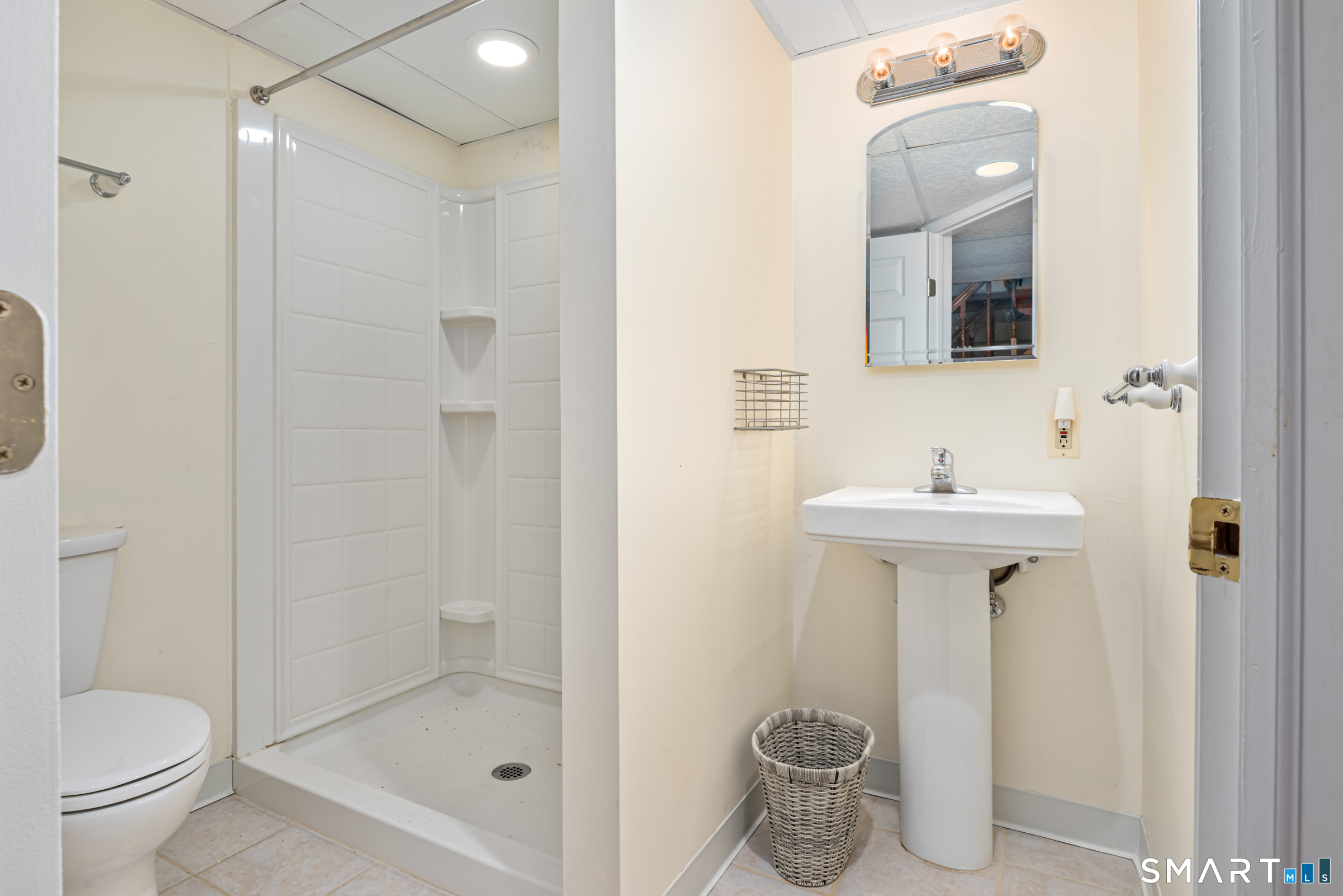 192 Oldefield Farms Drive Enfield CT 06082