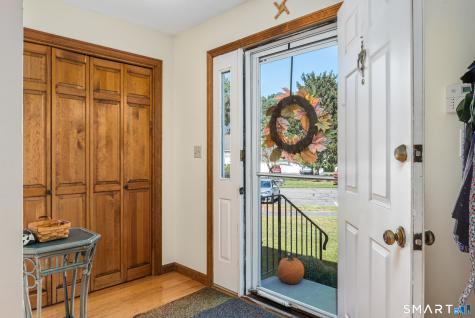 192 Oldefield Farms Drive Enfield CT 06082