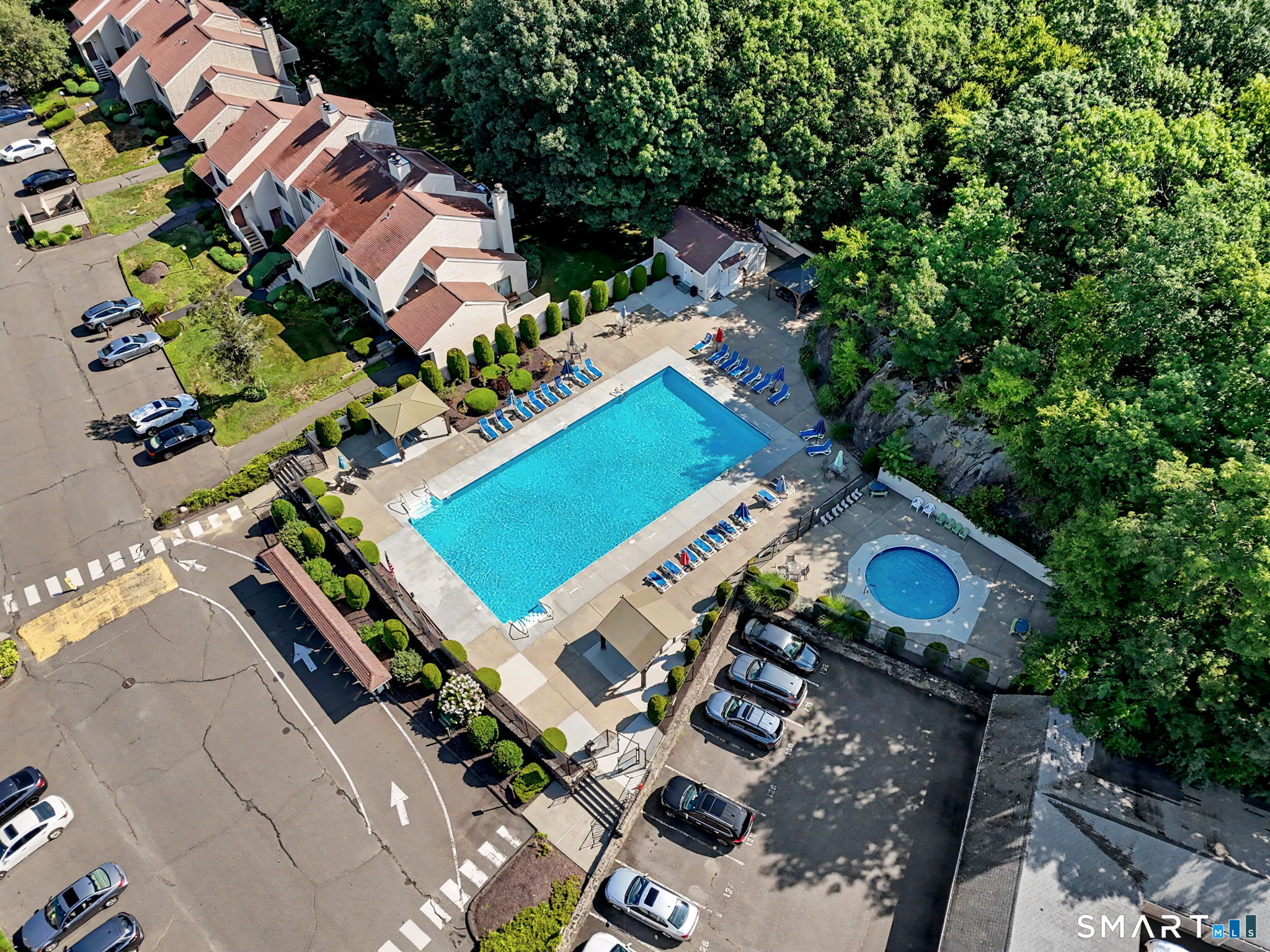 14 Deer Run Bethel CT 06801