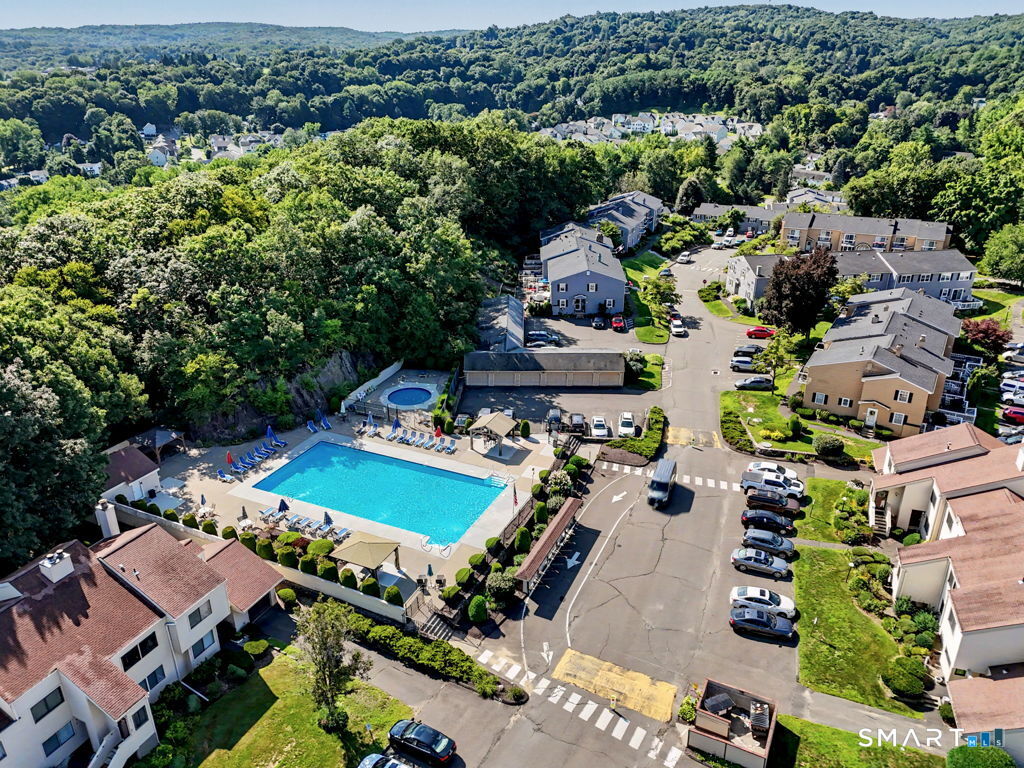 14 Deer Run Bethel CT 06801