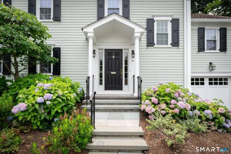 123 Richmond Hill Road New Canaan CT 06840