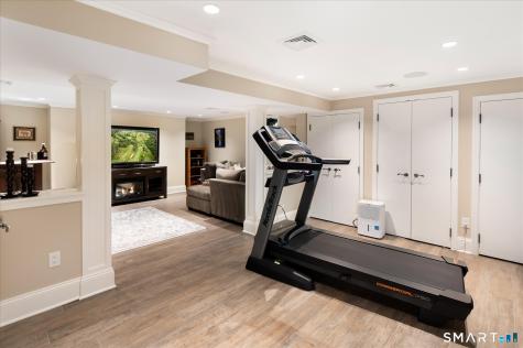 123 Richmond Hill Road New Canaan CT 06840