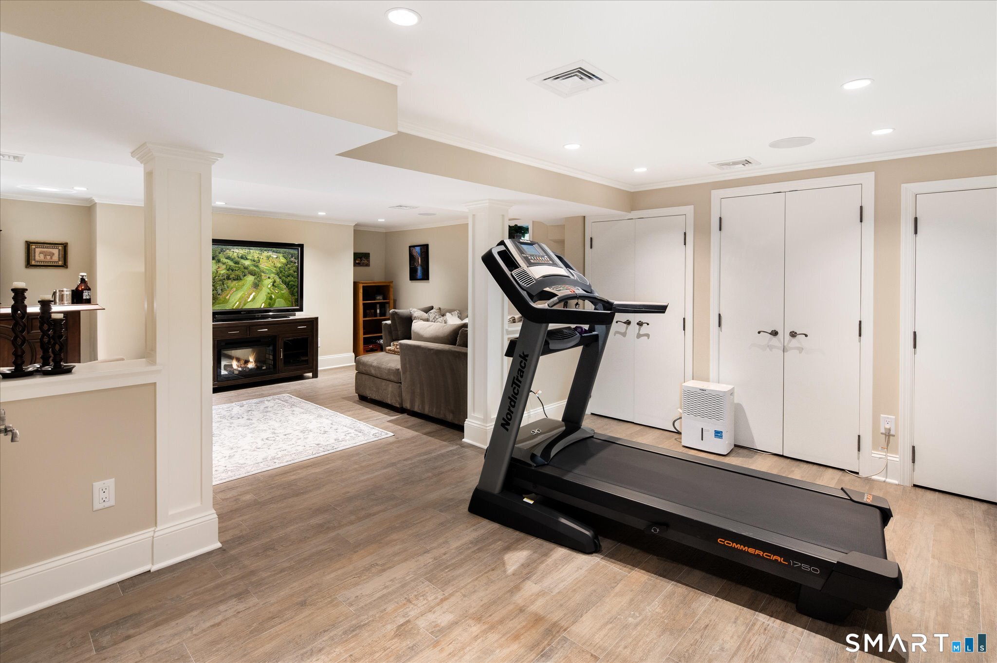 123 Richmond Hill Road New Canaan CT 06840