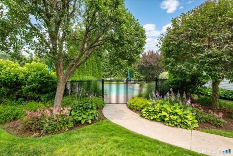 123 Richmond Hill Road New Canaan CT 06840