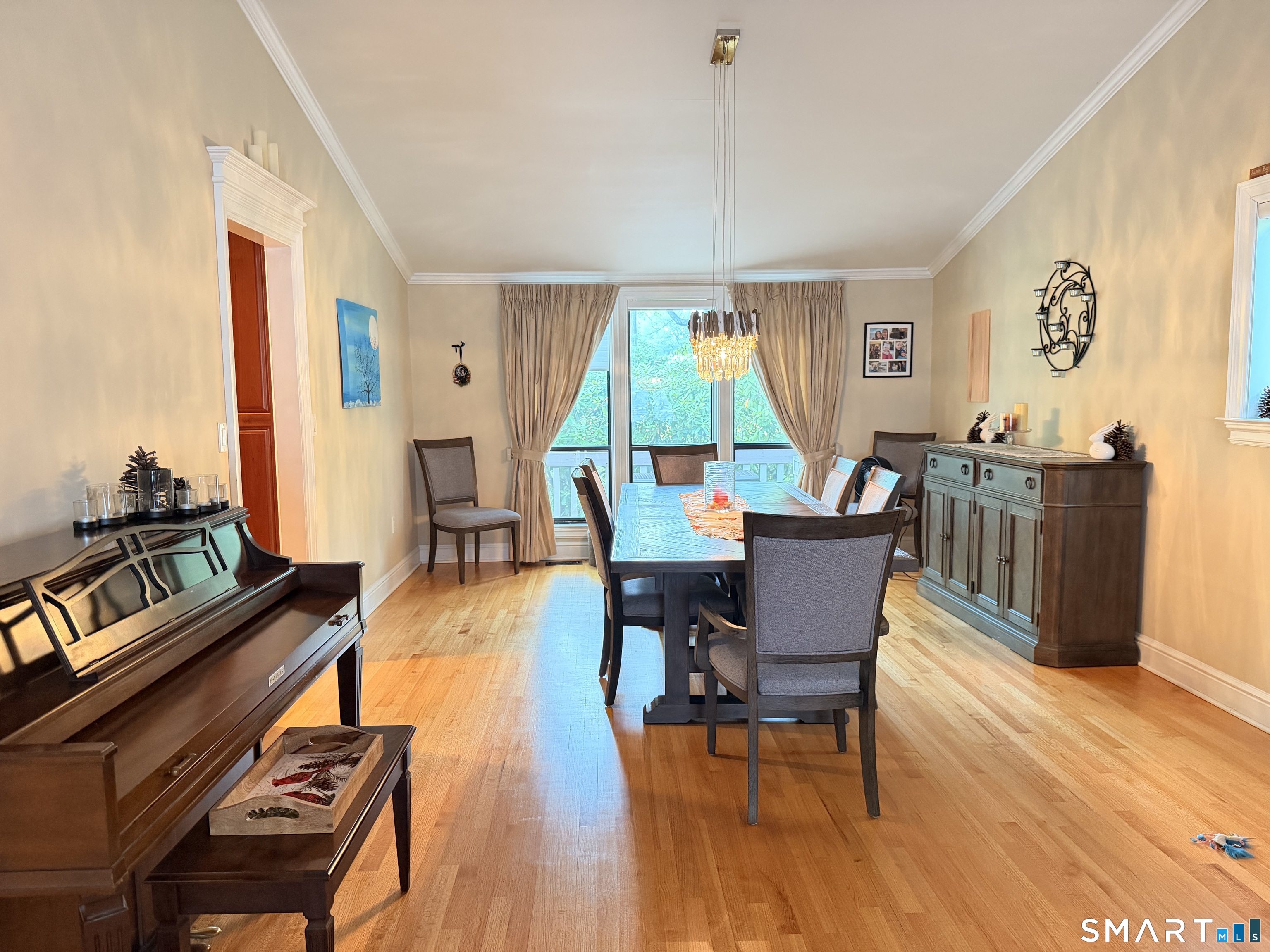 43 Applewood Lane Avon CT 06001