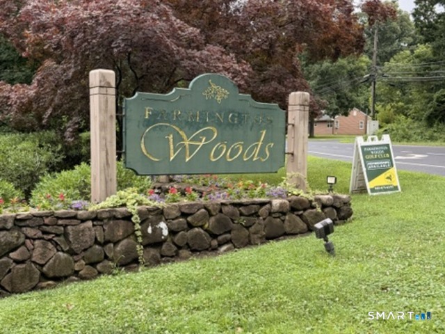 43 Applewood Lane Avon CT 06001
