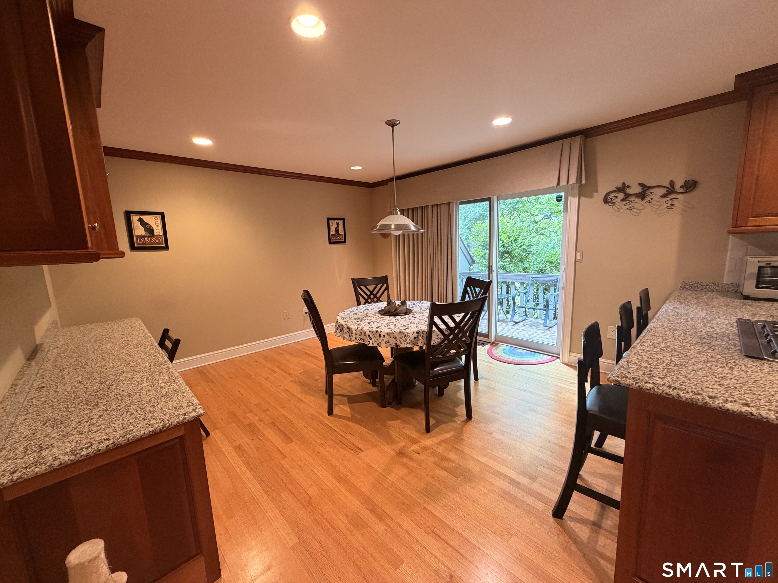 43 Applewood Lane Avon CT 06001
