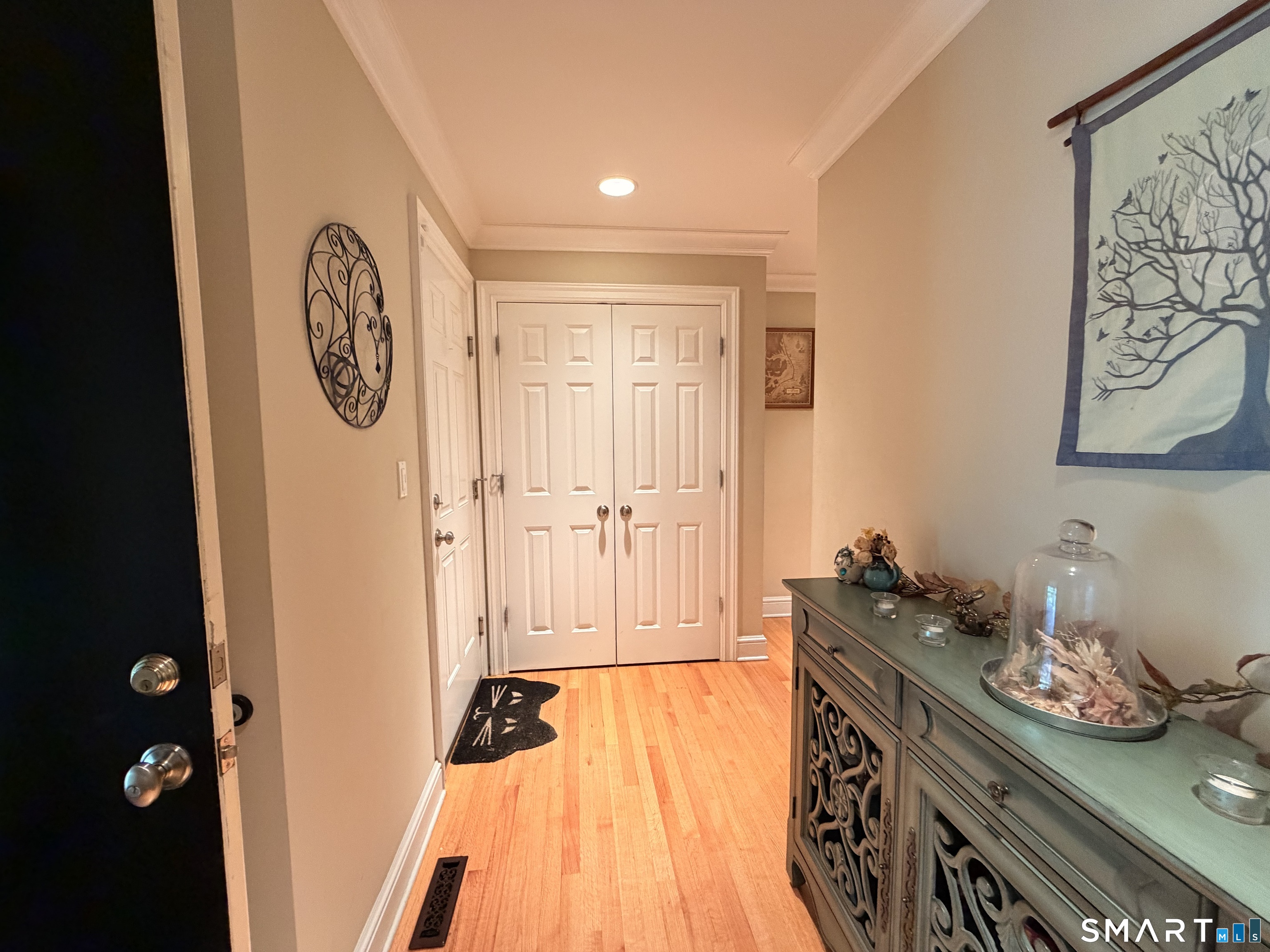 43 Applewood Lane Avon CT 06001