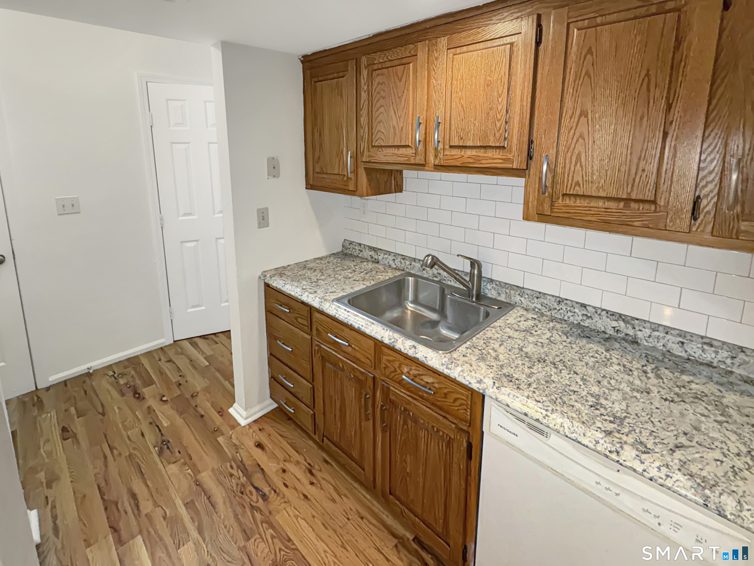 183 Livingston Place Bridgeport CT 06610