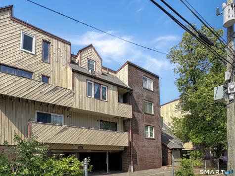 183 Livingston Place Bridgeport CT 06610