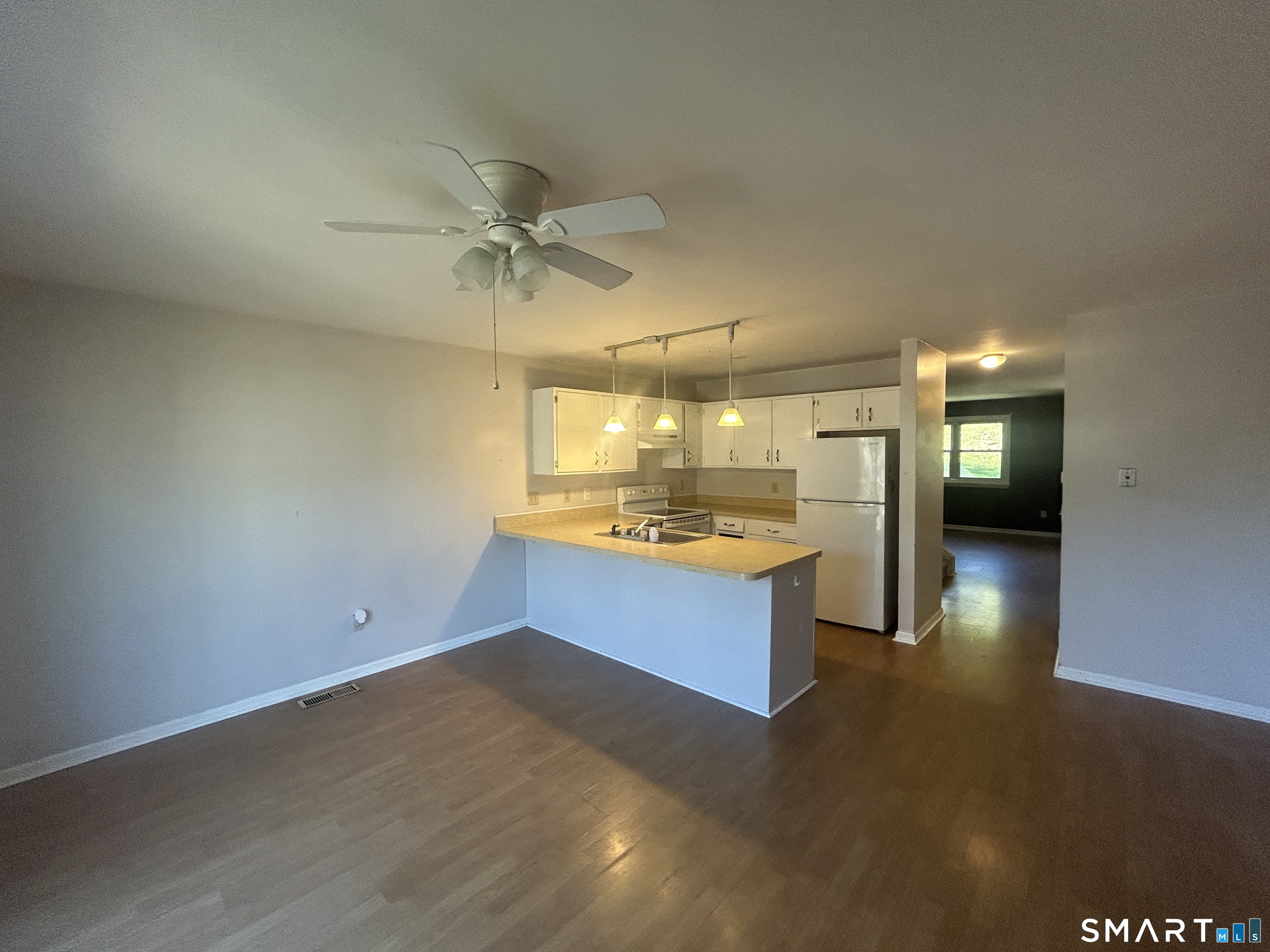 5 Deer Run Bethel CT 06801