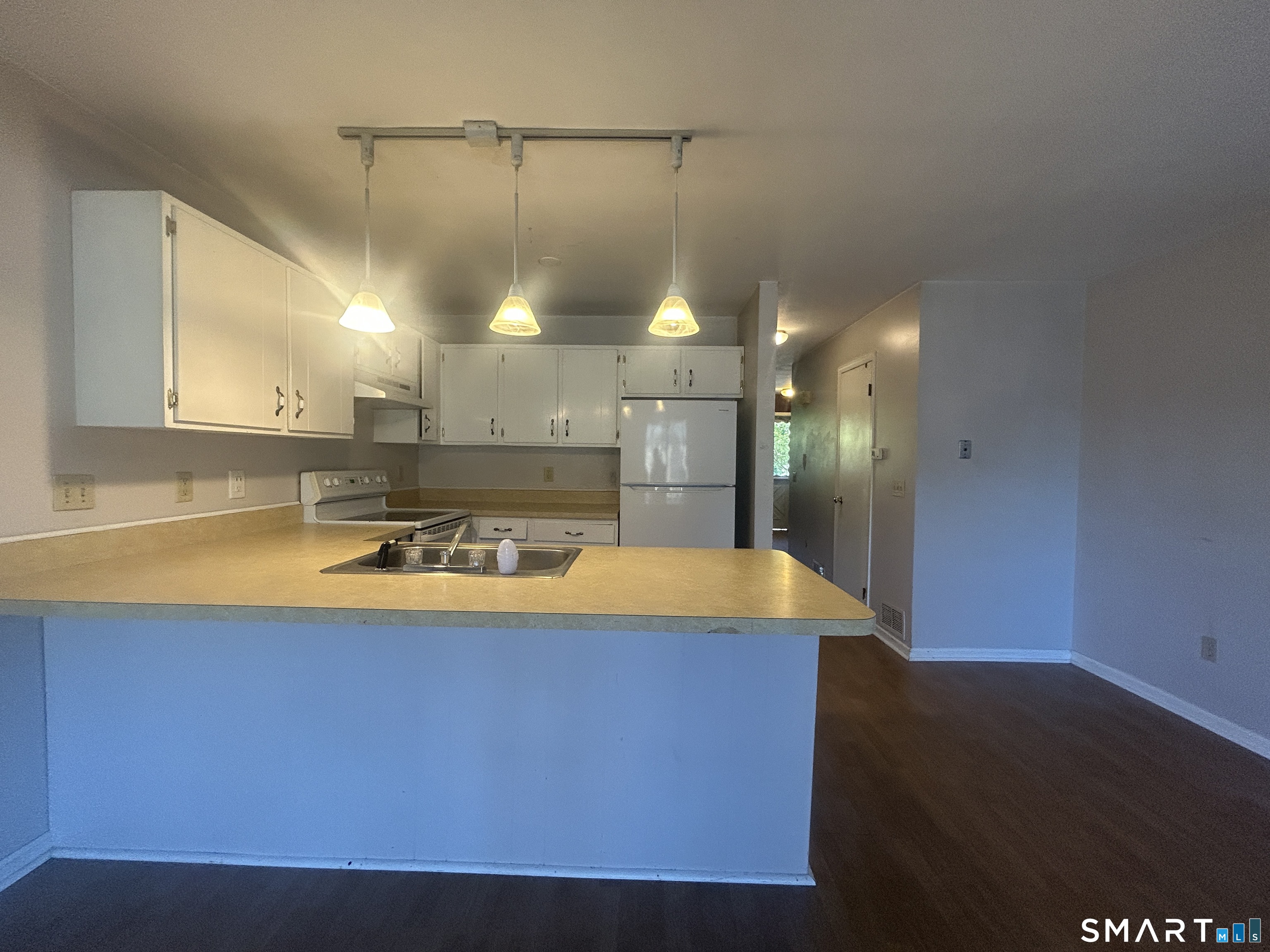5 Deer Run Bethel CT 06801