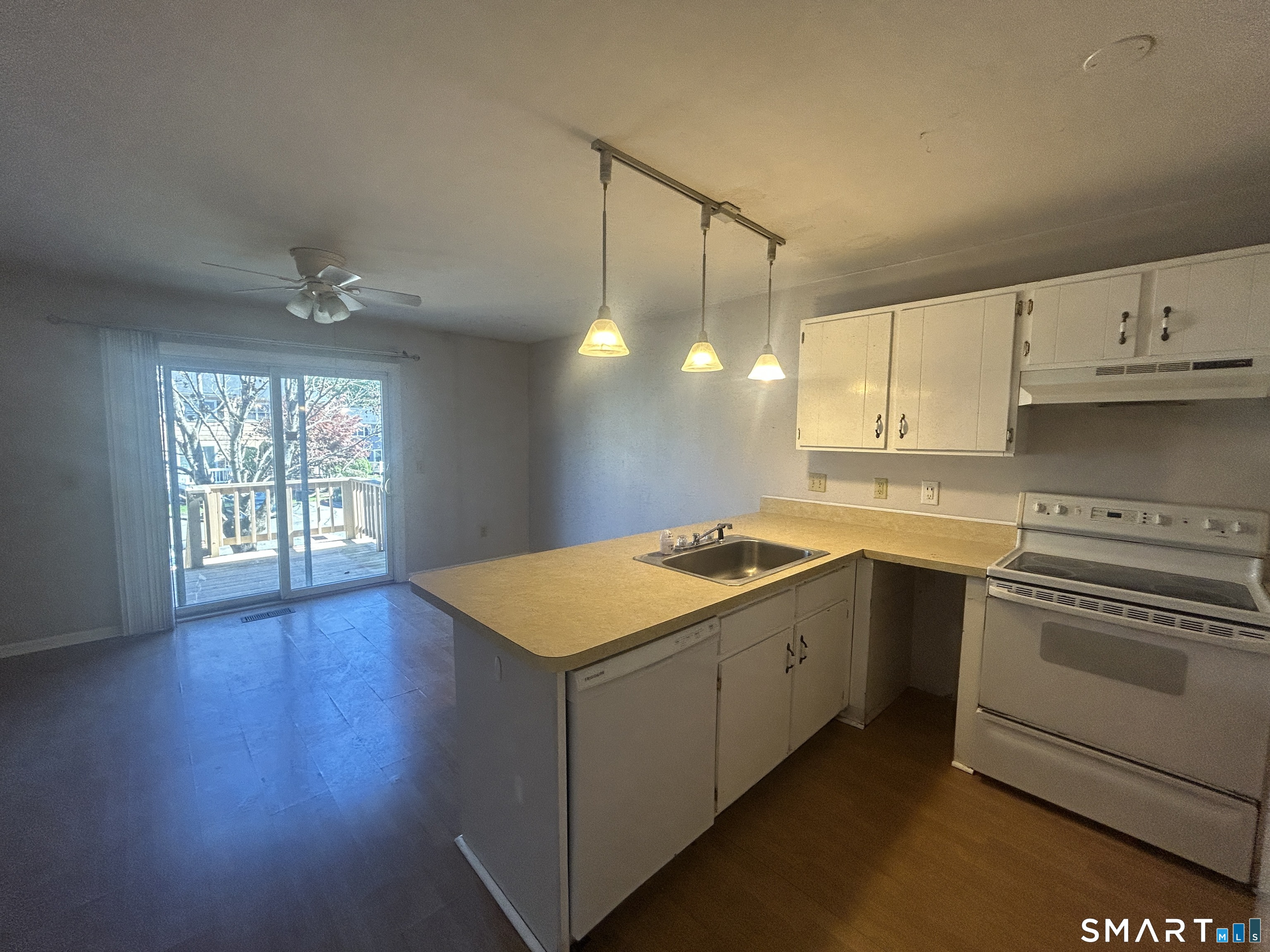 5 Deer Run Bethel CT 06801