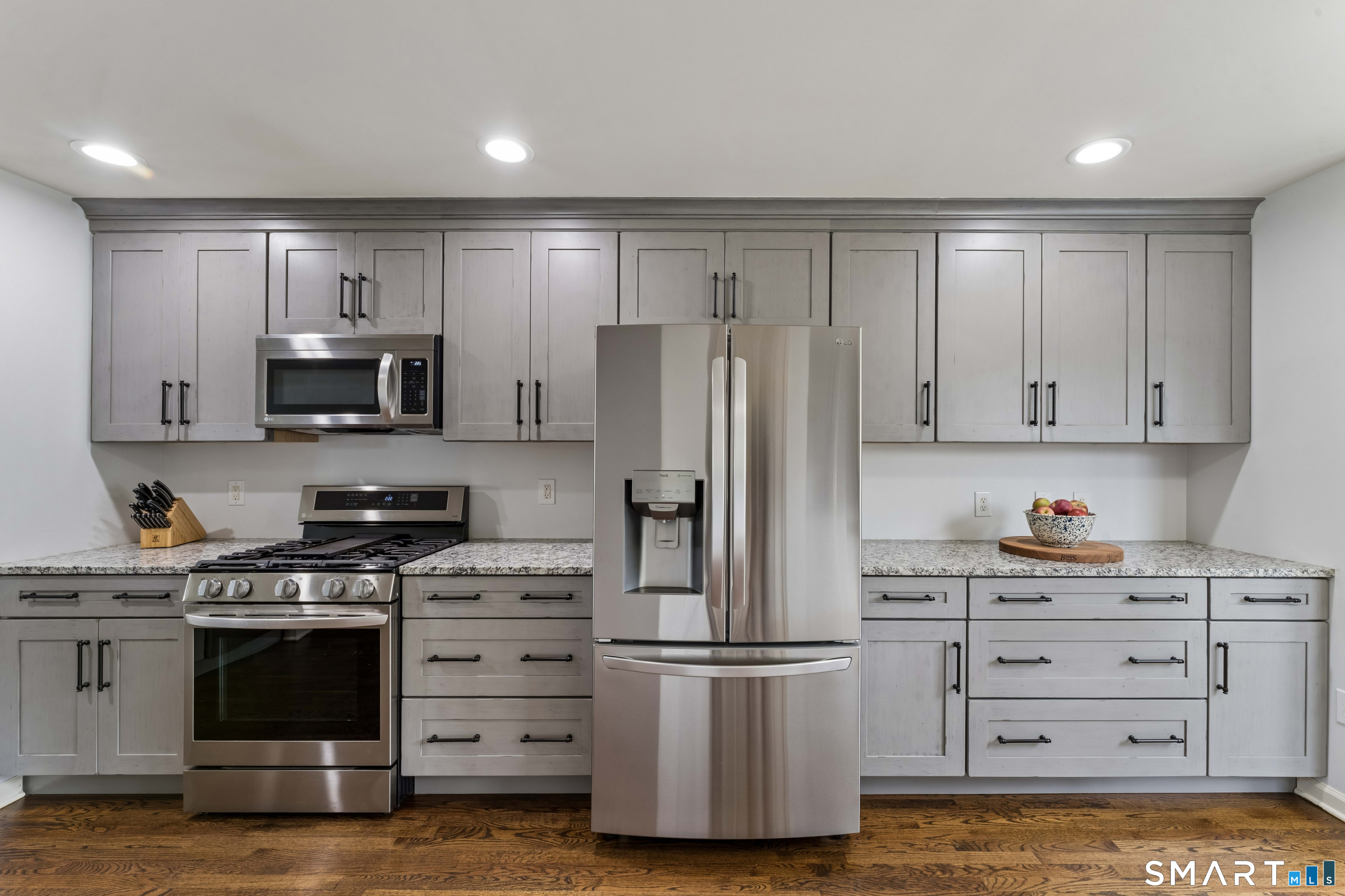 404 Sienna Drive Danbury CT 06810