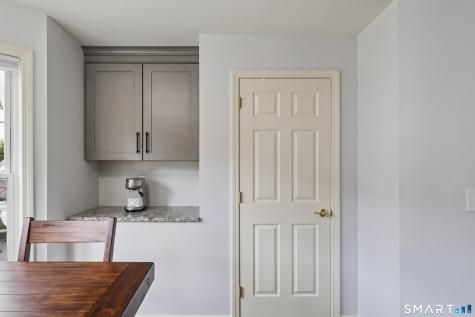 404 Sienna Drive Danbury CT 06810