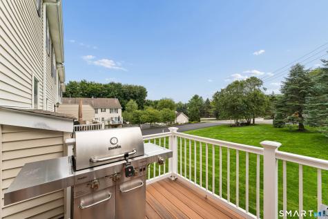404 Sienna Drive Danbury CT 06810
