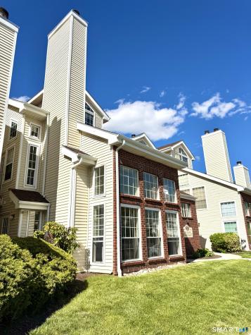 248 Carriage Crossing Lane Middletown CT 06457