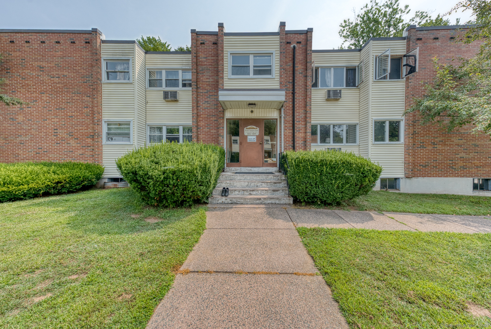 20 Thompson Road Manchester CT 06040