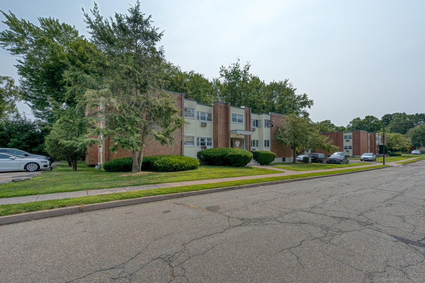 20 Thompson Road Manchester CT 06040