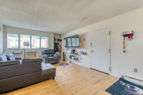 20 Thompson Road Manchester CT 06040