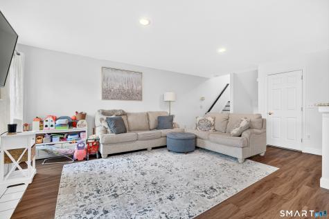 103 Larson Drive Danbury CT 06810