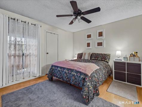 75 Crown Knoll Court Groton CT 06340