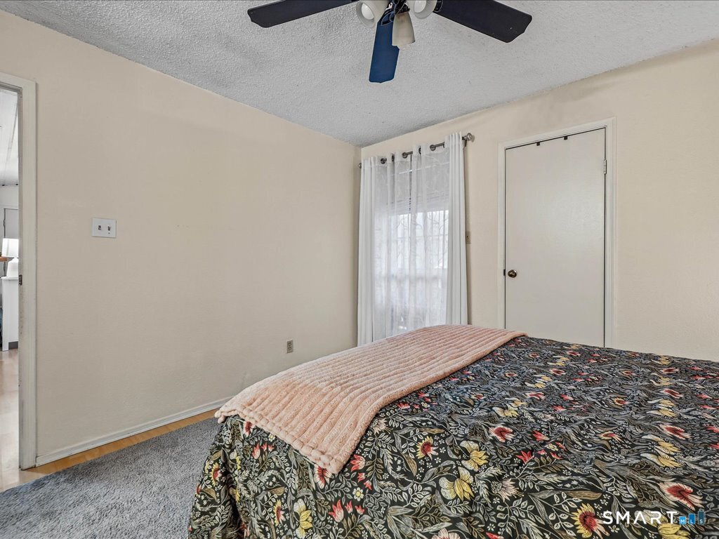 75 Crown Knoll Court Groton CT 06340