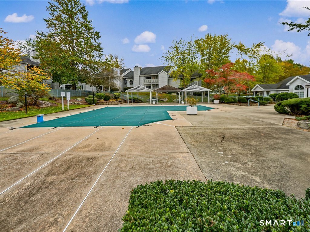 75 Crown Knoll Court Groton CT 06340
