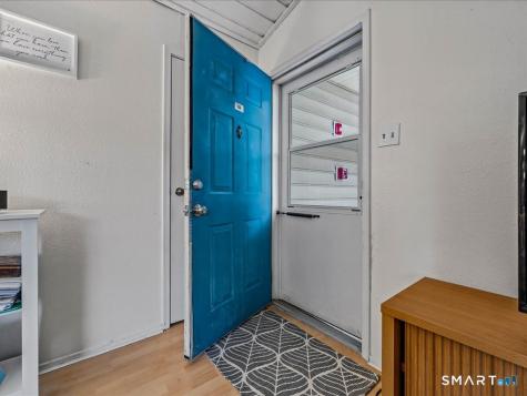 75 Crown Knoll Court Groton CT 06340