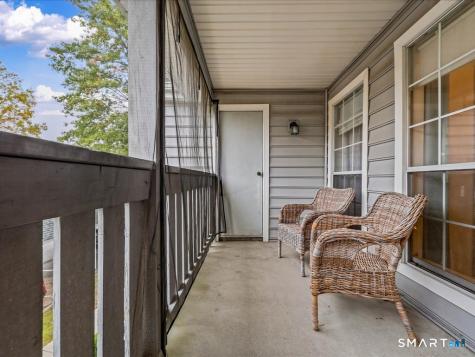 75 Crown Knoll Court Groton CT 06340