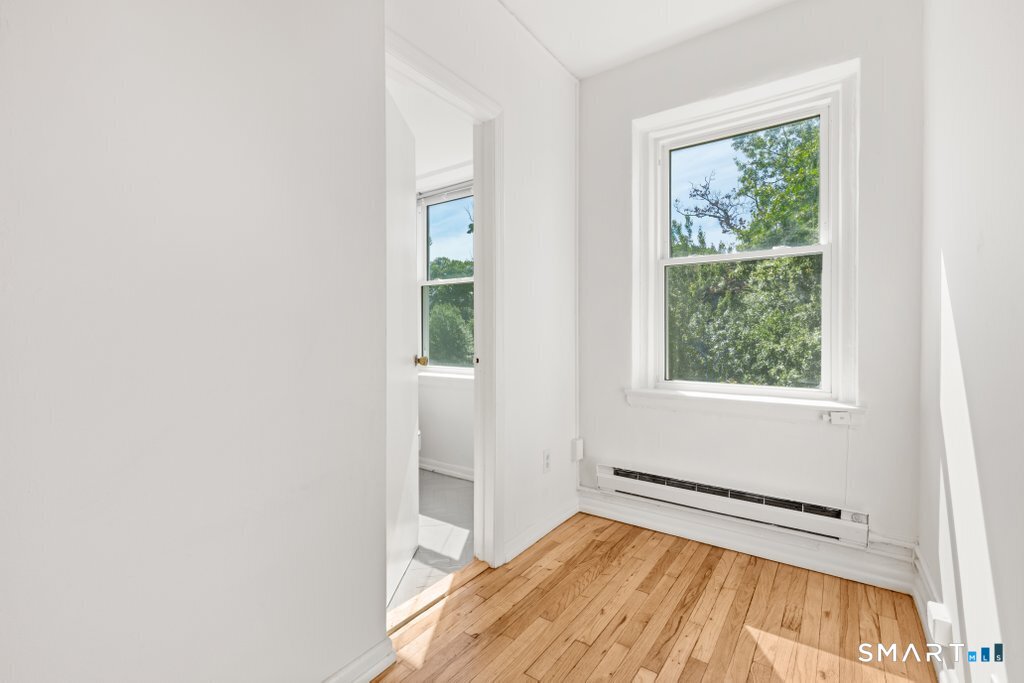 124 Woodside Green Stamford CT 06840