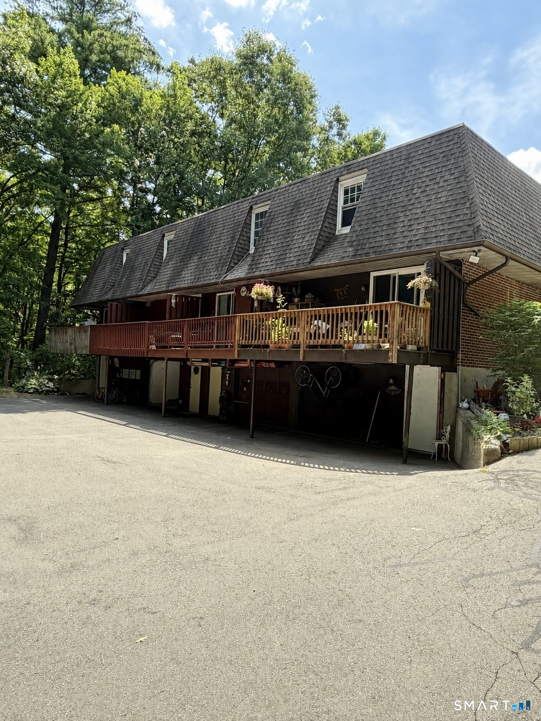 18 Woodcrest Drive Burlington CT 06013