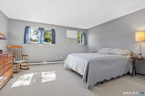 576 Shennecossett Road Groton CT 06340