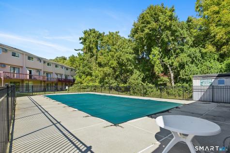 576 Shennecossett Road Groton CT 06340
