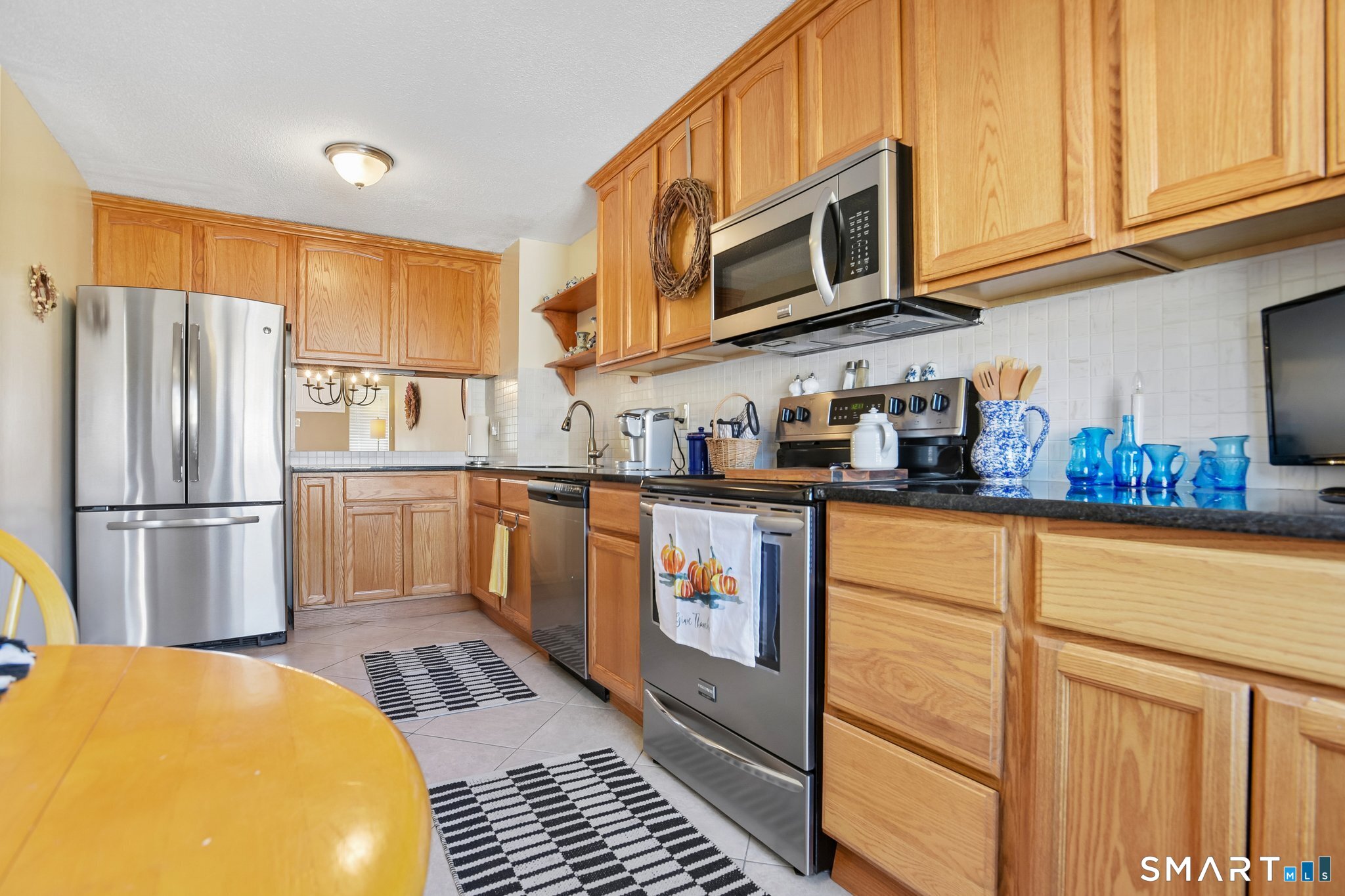 576 Shennecossett Road Groton CT 06340