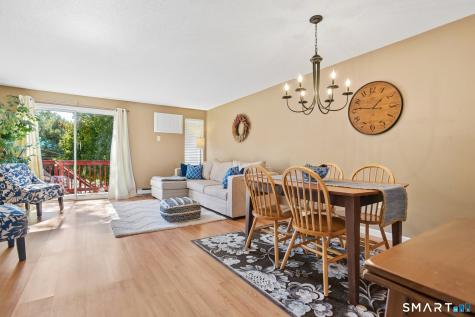 576 Shennecossett Road Groton CT 06340