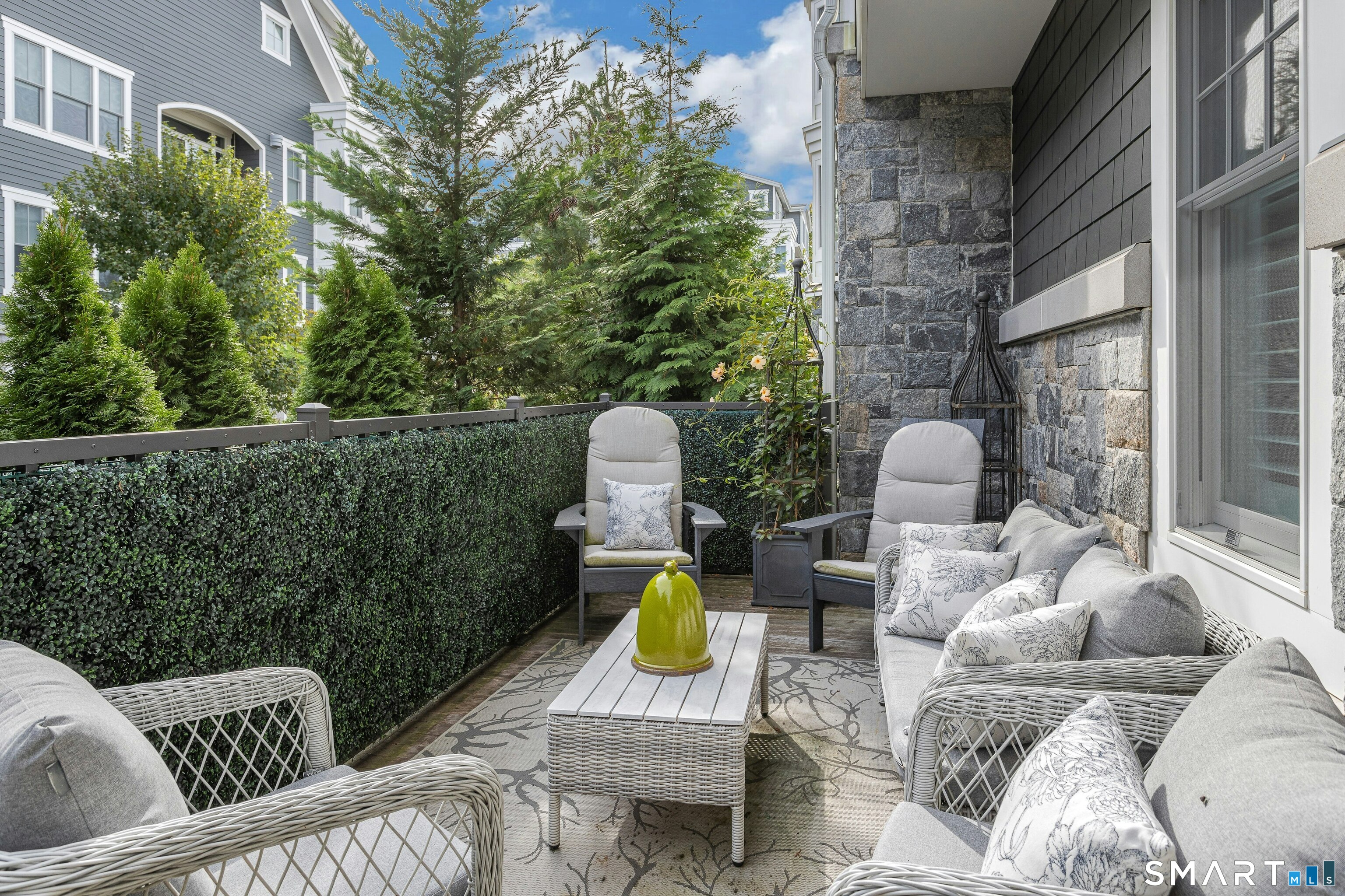 160 Park Street New Canaan CT 06840