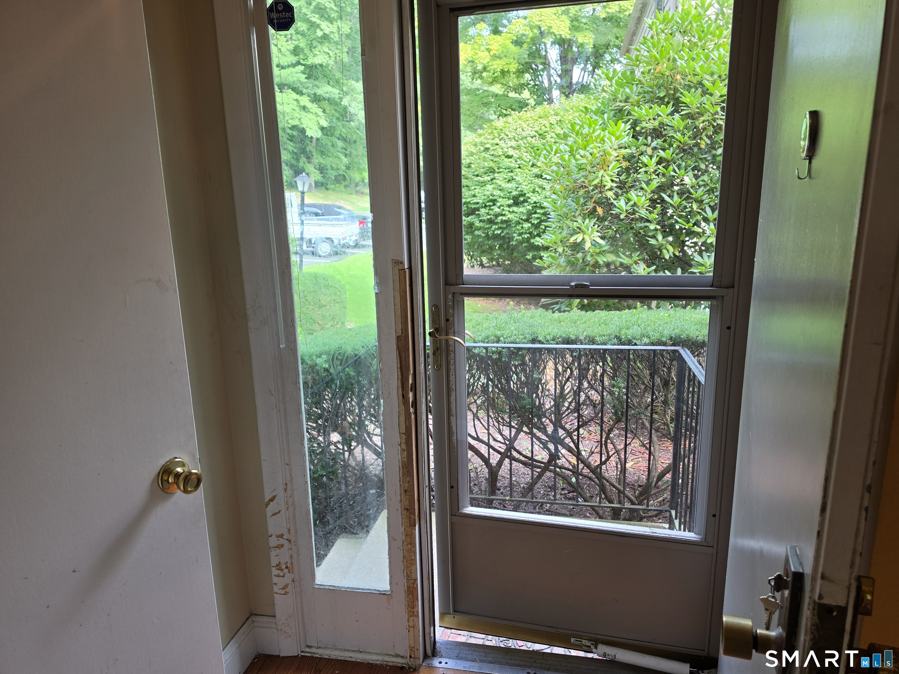 17 Pine Needle Drive Stratford CT 06614