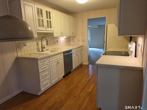 17 Pine Needle Drive Stratford CT 06614