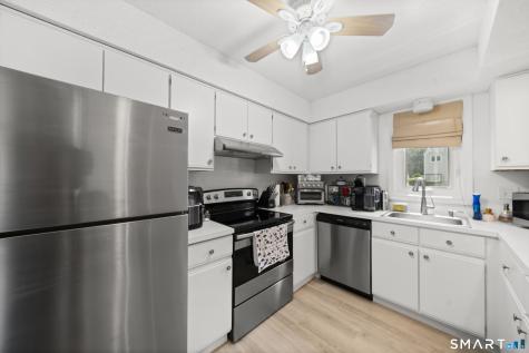 122 Oak Ridge Drive Windsor Locks CT 06096