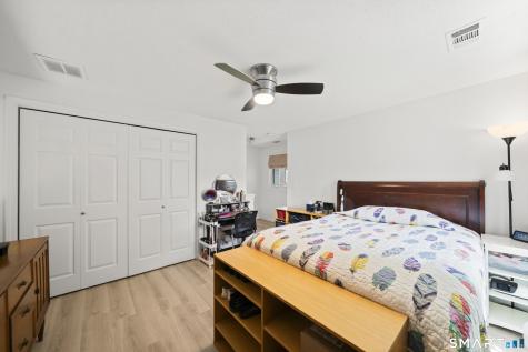 122 Oak Ridge Drive Windsor Locks CT 06096