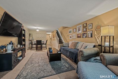 3 Rising Trail Court Middletown CT 06457