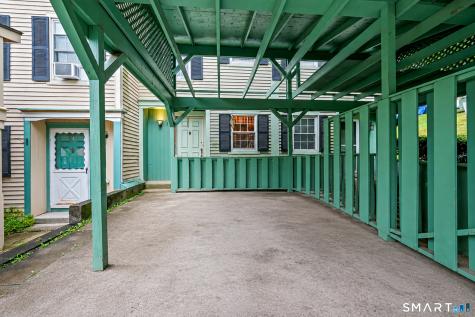 3 Rising Trail Court Middletown CT 06457