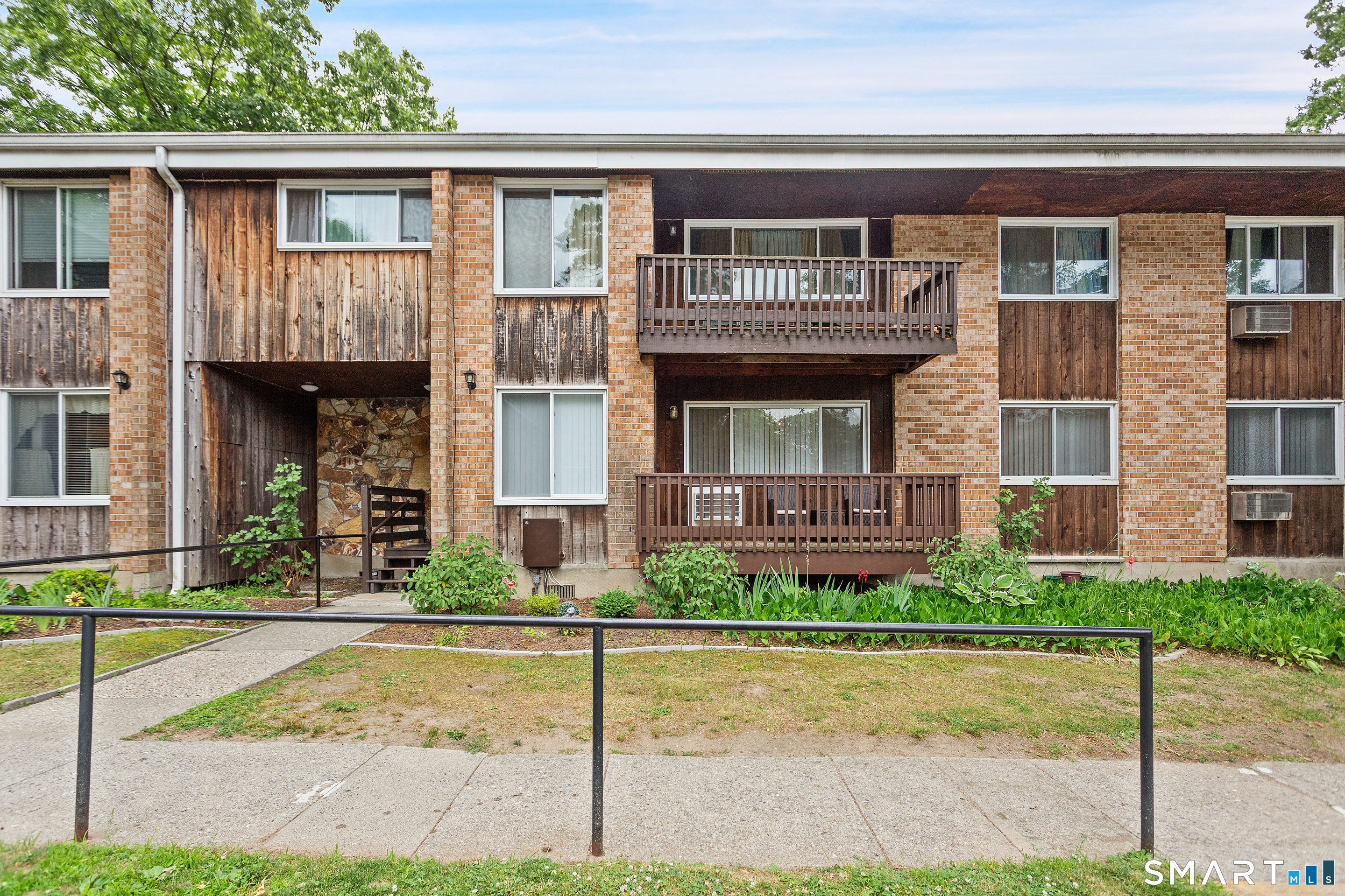 333 Vincellette Street Bridgeport CT 06606