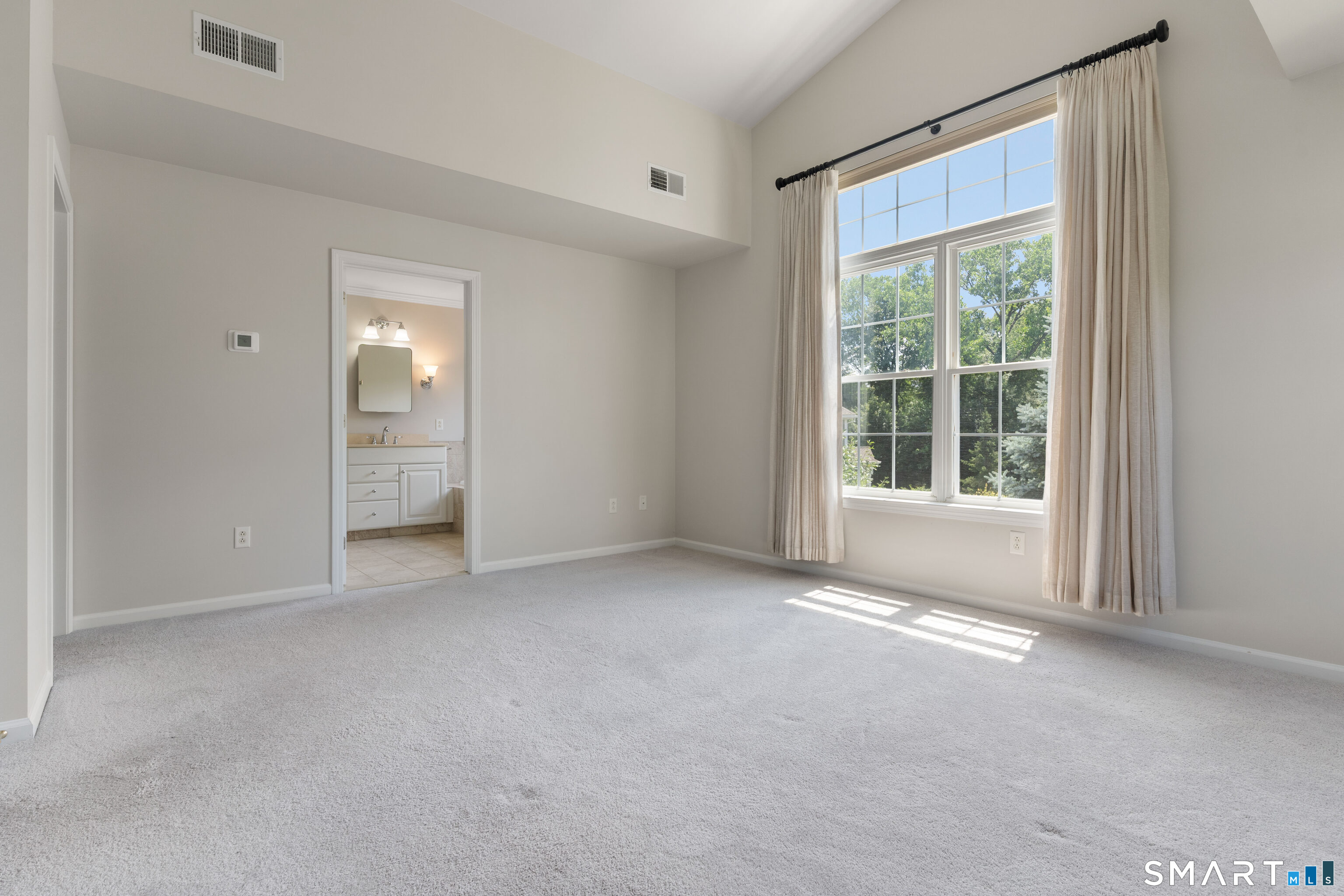 14 Cambridge Drive Danbury CT 06811