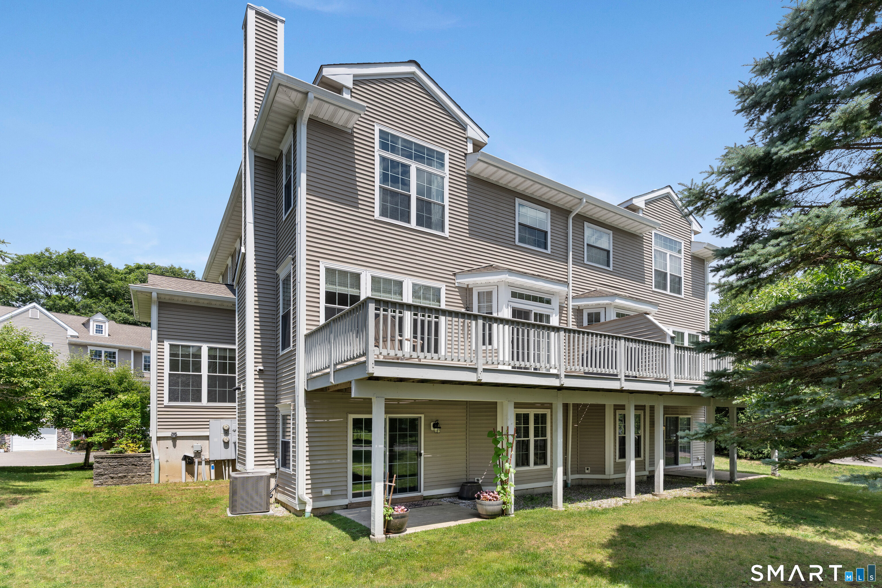 14 Cambridge Drive Danbury CT 06811